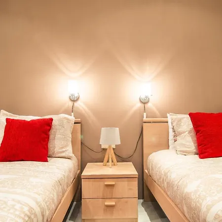 Spacious Seafront - 5 Mins From Beach 公寓 Qbajjar